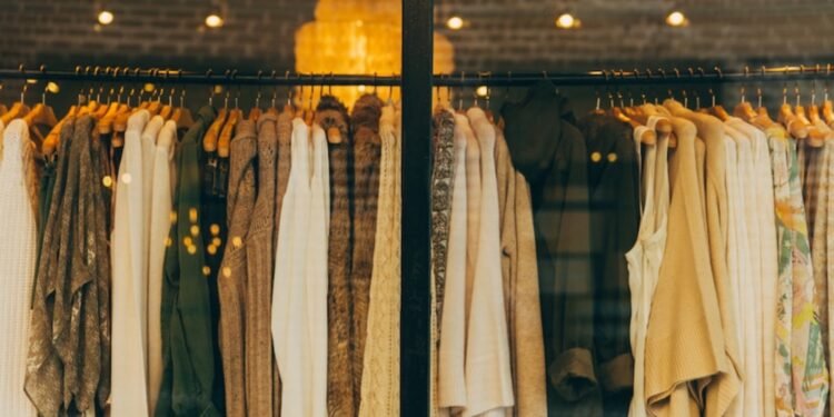 Her Tarza Uyum Sağlayacak Özgün ve Şık Kadın Sweatshirt Modelleri