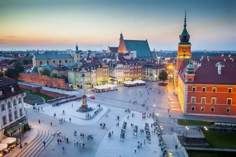Varşova'da Konaklama Rehberi: En İyi Otel Önerileri