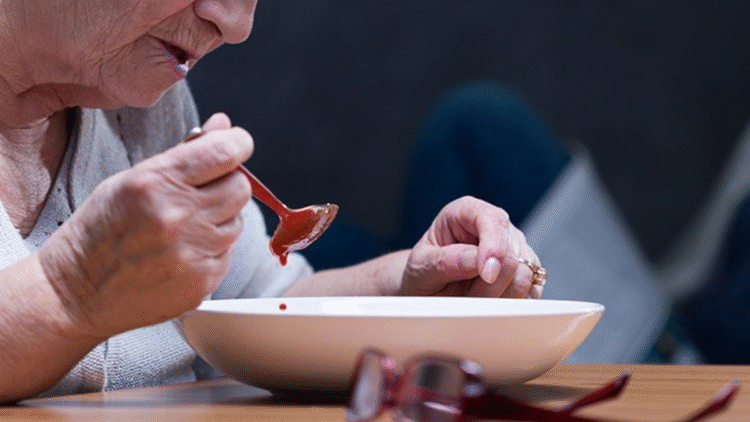 Yaşlılık Döneminde Sağlıklı Beslenme İpuçları