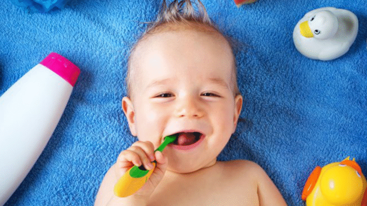 En İyi Diş Fırçaları: Bebekler İçin Tavsiyeler
