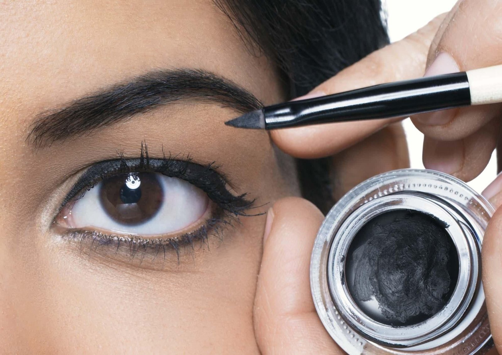 eyeliner nasıl çekilir