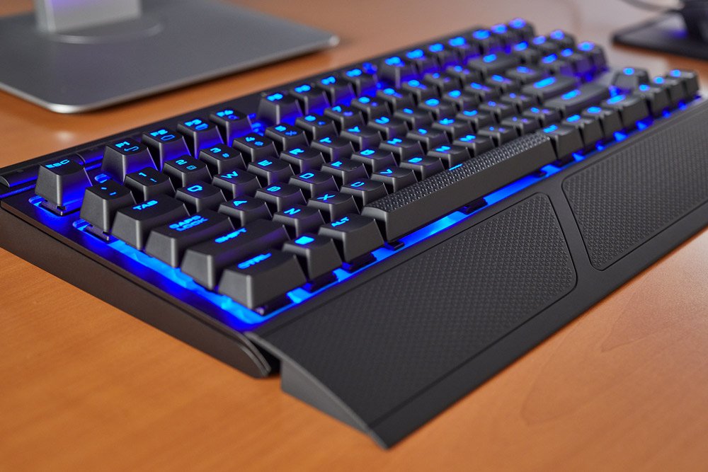 Corsair K63 Wireless
