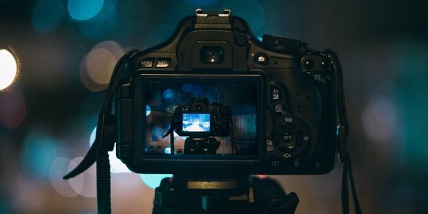 Profesyonel Fotoğraf Makinesi Alırken Göz Önünde Bulundurmanız Gereken 7 Nokta