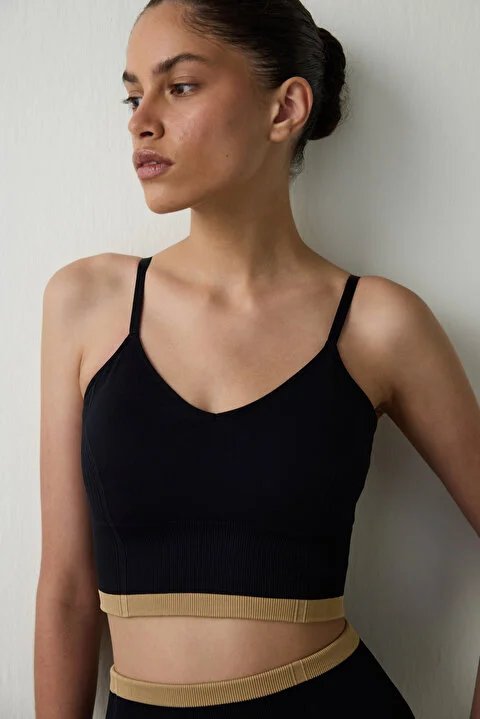 Sporcu Sütyenlerinde Tek Fiyat 599 TL - Penti indirimleri